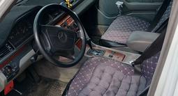 Mercedes-Benz E 260 1992 годаfor1 800 000 тг. в Алматы – фото 4