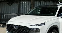 Hyundai Santa Fe 2023 годаfor18 000 000 тг. в Алматы