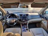 Toyota Highlander 2013 годаүшін13 300 000 тг. в Актобе – фото 3