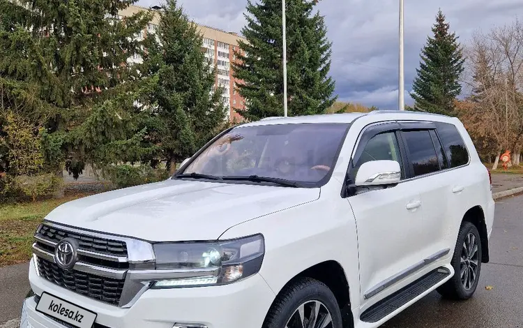 Toyota Land Cruiser 2015 годаfor25 700 000 тг. в Усть-Каменогорск