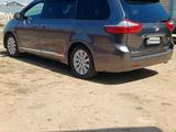 Toyota Sienna 2015 годаүшін10 000 000 тг. в Атырау
