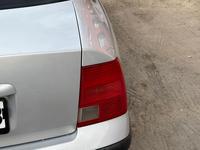 Volkswagen Passat 1997 годаfor1 700 000 тг. в Семей