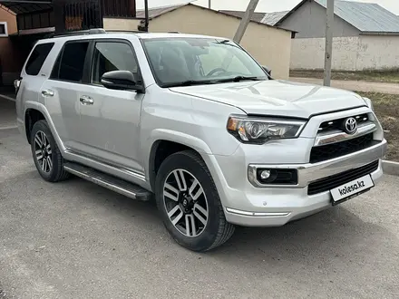 Toyota 4Runner 2017 года за 22 000 000 тг. в Астана – фото 14