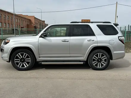 Toyota 4Runner 2017 года за 22 000 000 тг. в Астана