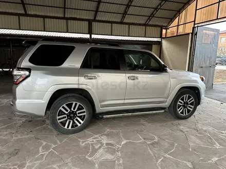 Toyota 4Runner 2017 года за 22 000 000 тг. в Астана – фото 30