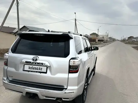 Toyota 4Runner 2017 года за 22 000 000 тг. в Астана – фото 5