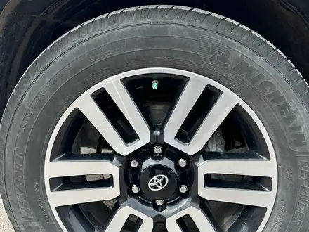 Toyota 4Runner 2017 года за 22 000 000 тг. в Астана – фото 10