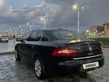Skoda Superb 2011 года за 3 200 000 тг. в Атырау