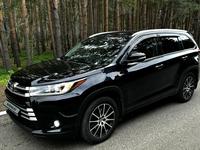 Toyota Highlander 2017 годаfor18 500 000 тг. в Астана