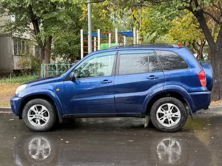 Toyota RAV4 2003 года за 5 000 000 тг. в Алматы – фото 2