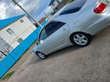 Toyota Camry 2002 года за 5 450 000 тг. в Уральск – фото 2