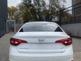 Hyundai Sonata 2015 годаfor7 500 000 тг. в Алматы – фото 4