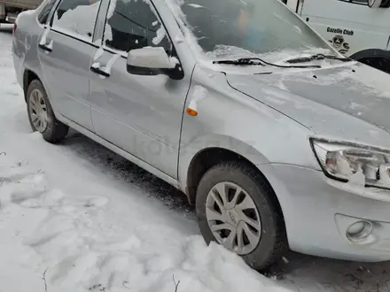 ВАЗ (Lada) Granta 2190 2012 года за 1 900 000 тг. в Астана – фото 3