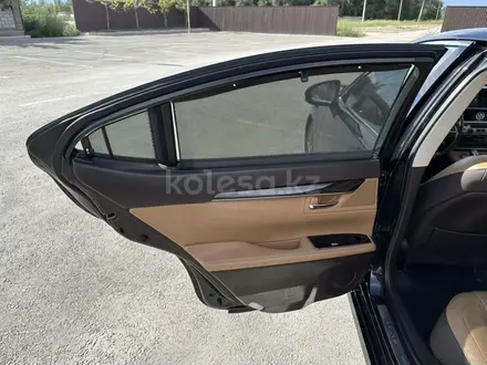 Lexus ES 250 2015 года за 15 555 555 тг. в Алматы – фото 19
