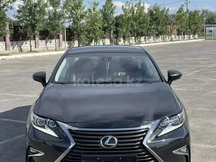 Lexus ES 250 2015 года за 15 555 555 тг. в Алматы – фото 3