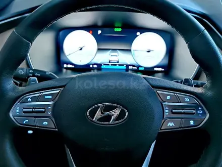 Hyundai Santa Fe 2021 года за 26 300 000 тг. в Алматы – фото 13
