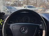 Mercedes-Benz S 320 1995 годаfor3 600 000 тг. в Алматы – фото 4