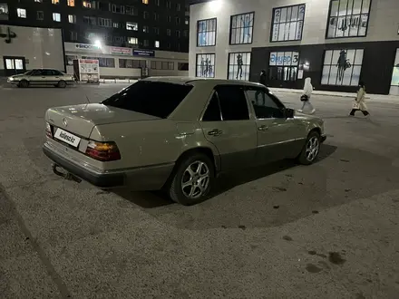 Mercedes-Benz E 200 1991 годаүшін1 800 000 тг. в Караганда – фото 2