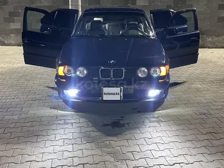 BMW 525 1993 года за 3 000 000 тг. в Урджар – фото 22