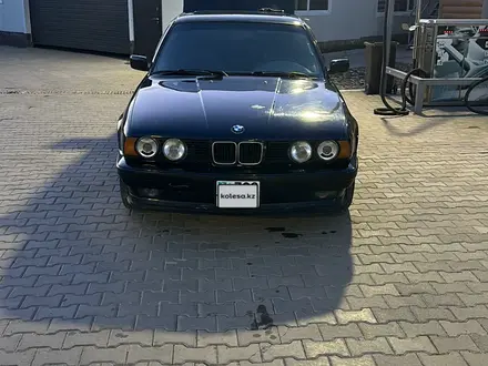 BMW 525 1993 года за 3 000 000 тг. в Урджар – фото 38