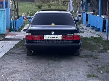 BMW 525 1993 года за 3 000 000 тг. в Урджар – фото 2