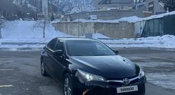 Toyota Camry 2017 года за 8 600 000 тг. в Алматы – фото 2