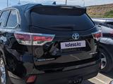 Toyota Highlander 2015 года за 17 000 000 тг. в Семей – фото 2