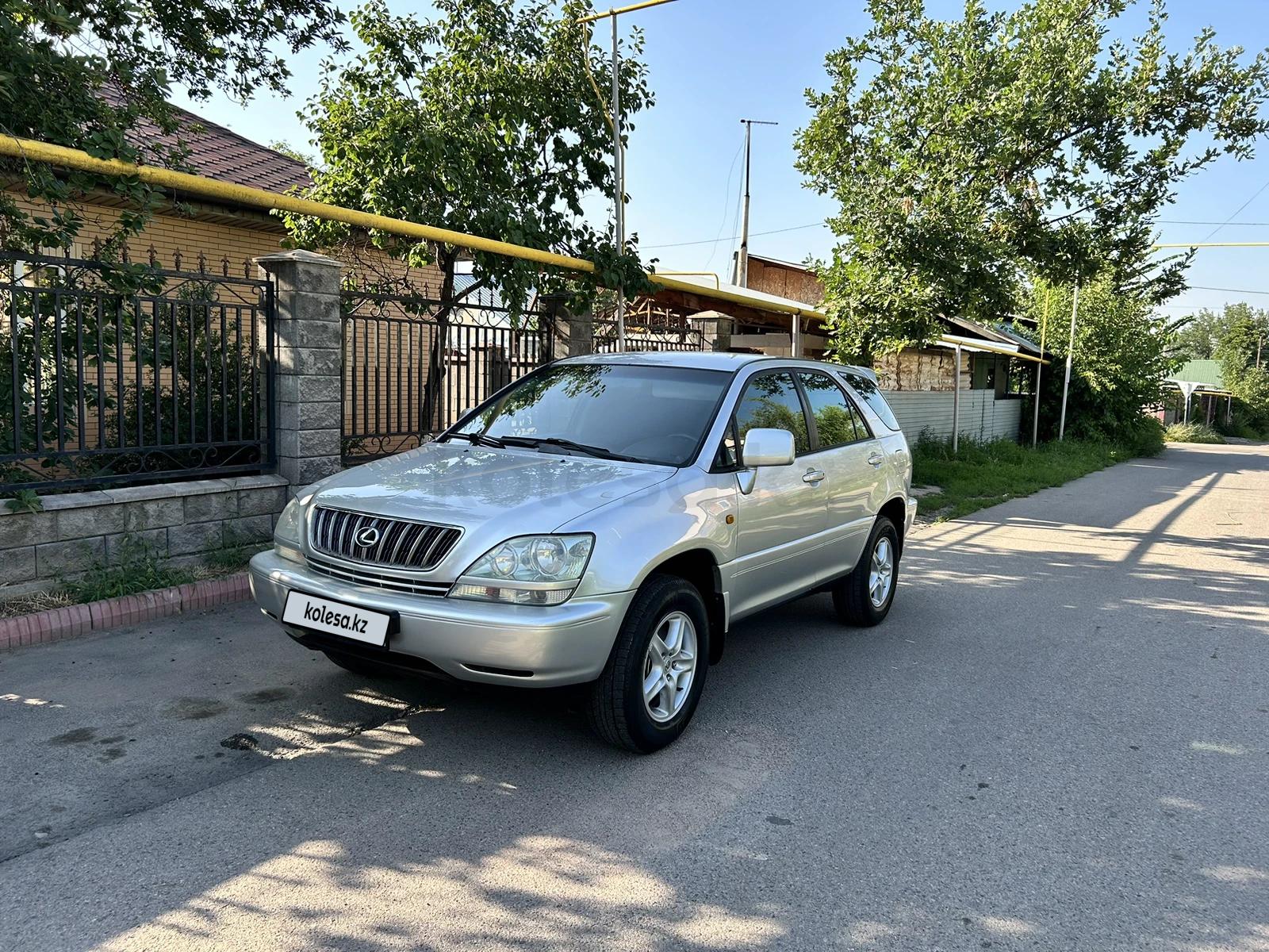 Lexus RX 300 2001 г.