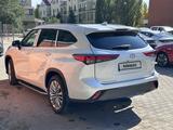 Toyota Highlander 2023 годаүшін35 000 000 тг. в Актобе – фото 5