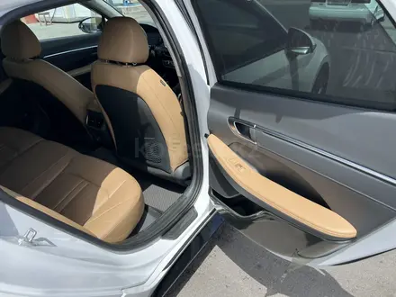 Hyundai Sonata 2020 года за 11 000 000 тг. в Алматы – фото 10