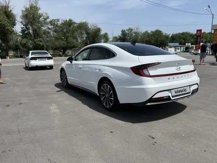 Hyundai Sonata 2020 года за 11 000 000 тг. в Алматы – фото 6