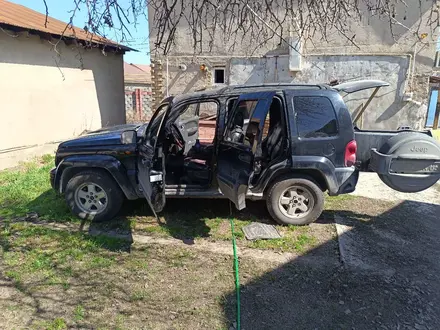 Jeep Liberty 2002 года за 2 750 000 тг. в Алматы