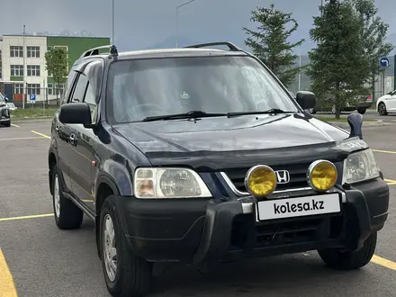 Honda CR-V 1997 года за 2 600 000 тг. в Алматы – фото 2