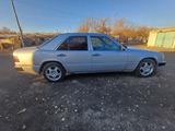 Mercedes-Benz E 200 1991 годаүшін650 000 тг. в Костанай – фото 3