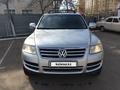 Volkswagen Touareg 2005 года за 4 700 000 тг. в Астана