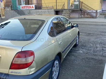 Toyota Avensis 2001 года за 3 000 000 тг. в Актобе – фото 4