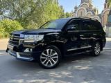 Toyota Land Cruiser 2020 года за 37 800 000 тг. в Алматы – фото 2