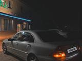 Mercedes-Benz C 320 2003 года за 3 000 000 тг. в Астана – фото 4