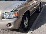 Toyota Highlander 2005 годаүшін5 500 000 тг. в Астана