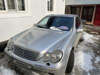 Mercedes-Benz C 240 2002 года за 3 500 000 тг. в Алматы