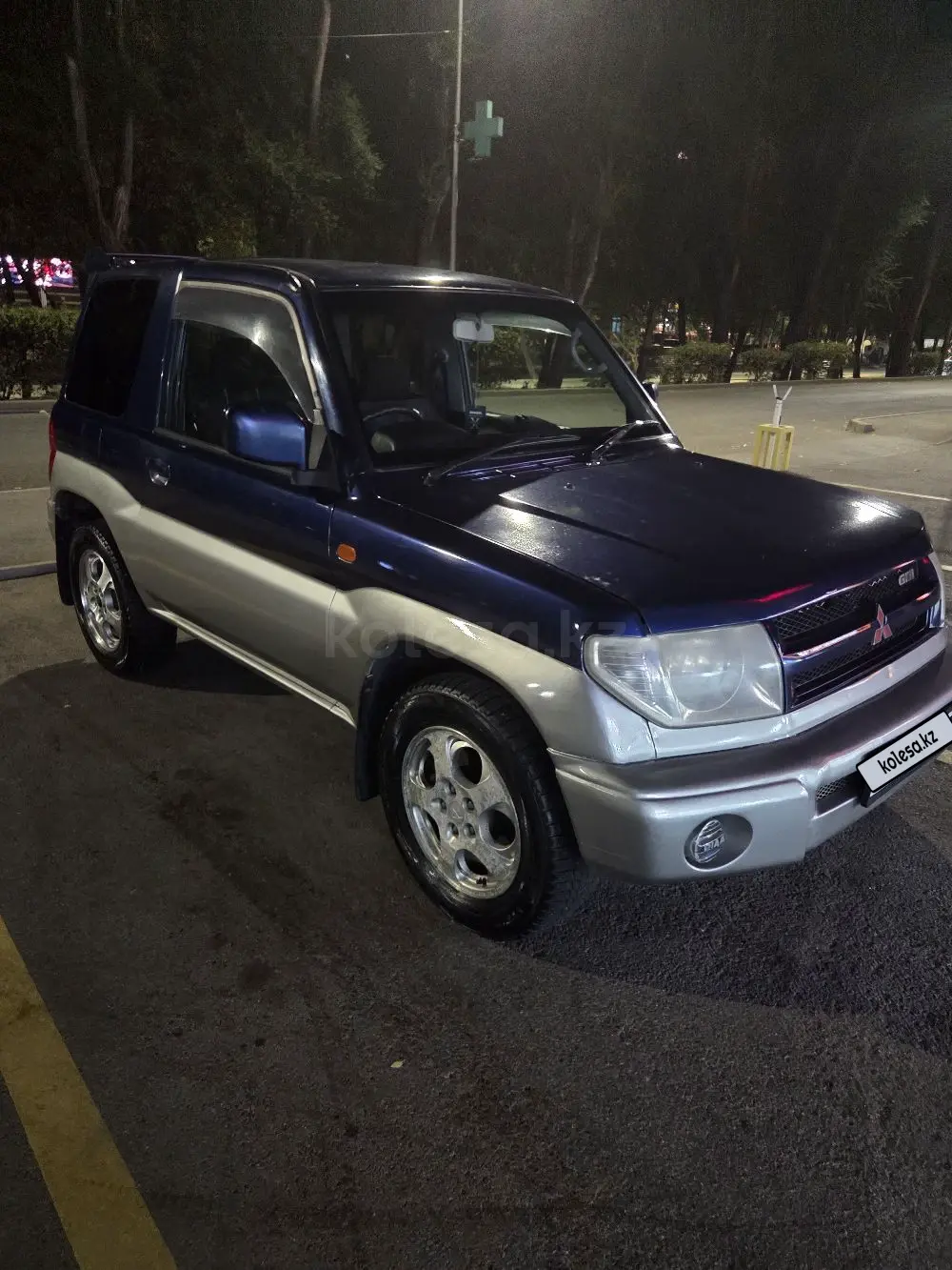 Mitsubishi Pajero iO, 1999