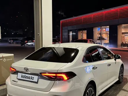 Toyota Corolla 2021 года за 9 800 000 тг. в Алматы – фото 3