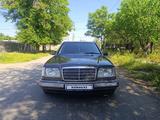 Mercedes-Benz E 220 1994 года за 2 200 000 тг. в Шымкент – фото 2