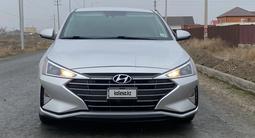 Hyundai Elantra 2019 года за 9 500 000 тг. в Атырау – фото 2