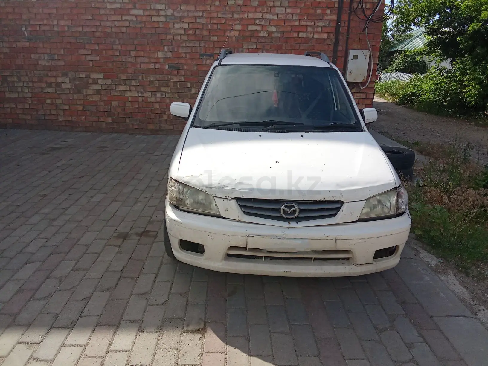 Mazda Demio, 2000