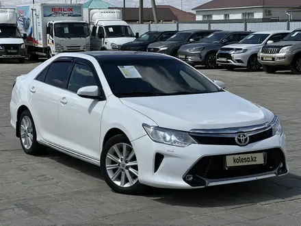 Toyota Camry 2012 года за 8 600 000 тг. в Атырау – фото 2