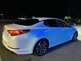 Kia K5 2011 года за 7 100 000 тг. в Усть-Каменогорск – фото 2