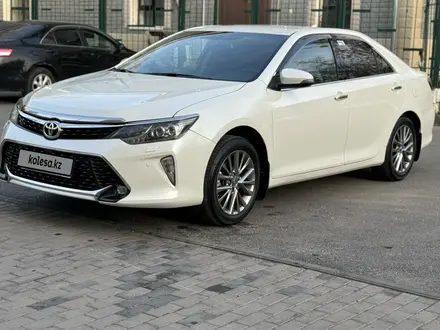 Toyota Camry 2017 года за 16 500 000 тг. в Шымкент