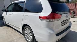 Toyota Sienna 2013 года за 13 494 000 тг. в Алматы – фото 4