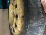 Шина с диском за 35 000 тг. в Атырау – фото 5